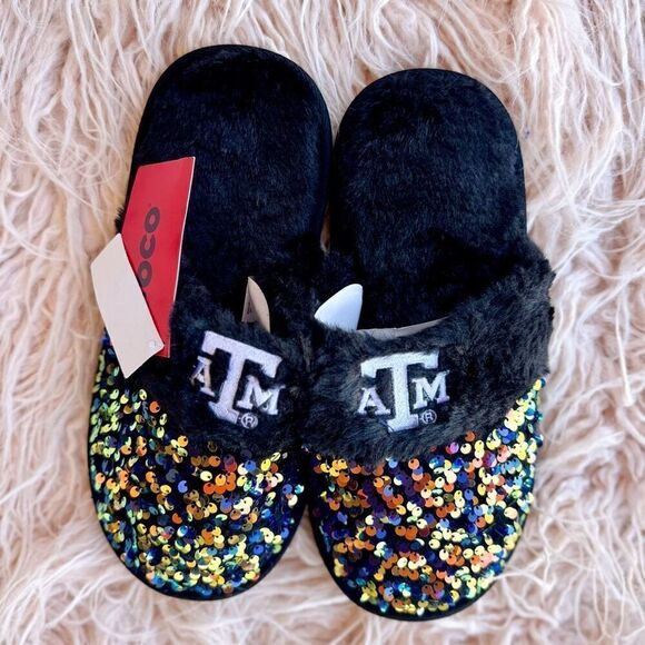 Texas A&M Slippers - Picture 1 of 3